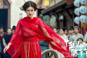 AC米兰-凯莉·麦基翁展现新一代仰泳冠军风范，凯丽-麦基昂