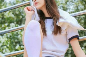 米兰登录入口-里昂边路推进撕破防线形成空档，里昂队套