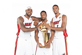 米兰体育-“武汉马拉松：选手们在赛道上创造历史”