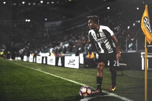 米兰app-中国足球联赛球迷文化活动精彩纷呈，中国足球球迷统计