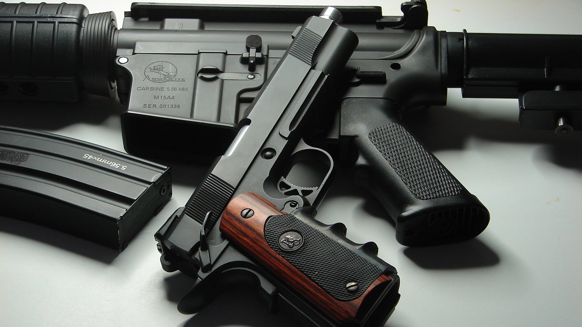 “武汉马拉松:选手们在赛道上创造历史”